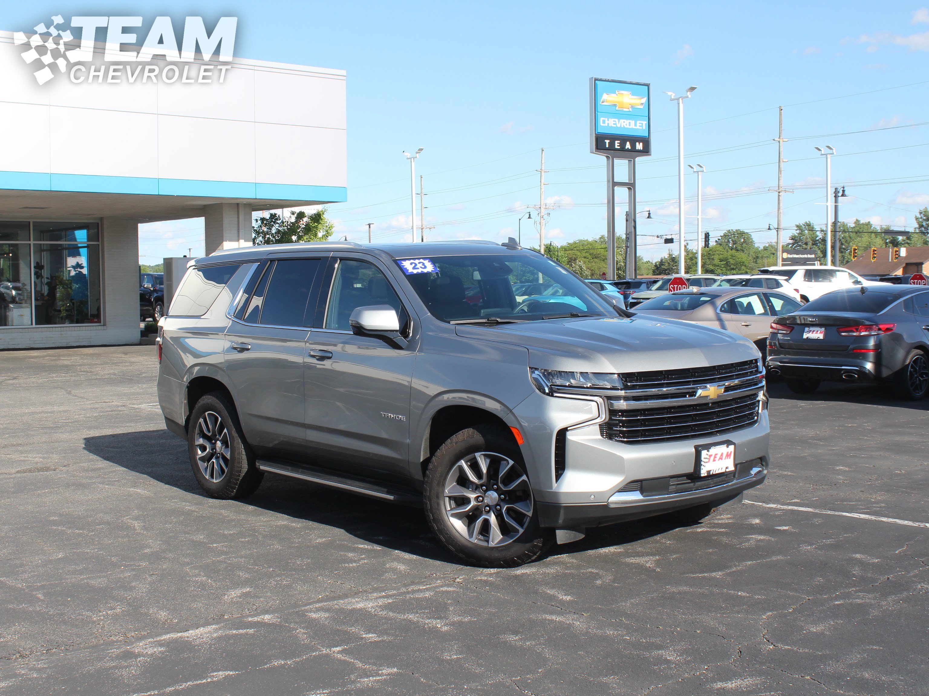 Certified 2023 Chevrolet Tahoe LT w/ Luxury Package AWD/4WD image 2