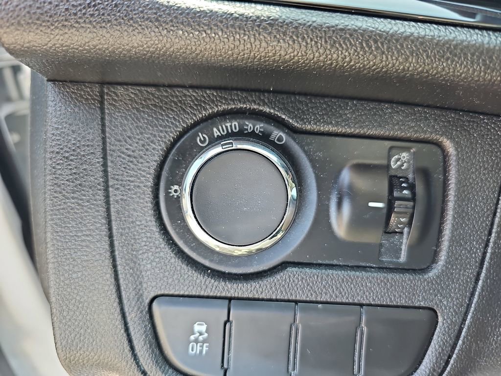 Used 2017 Chevrolet Spark LS image 28