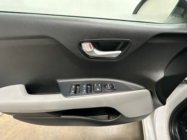 Used 2018 Kia Rio S image 15