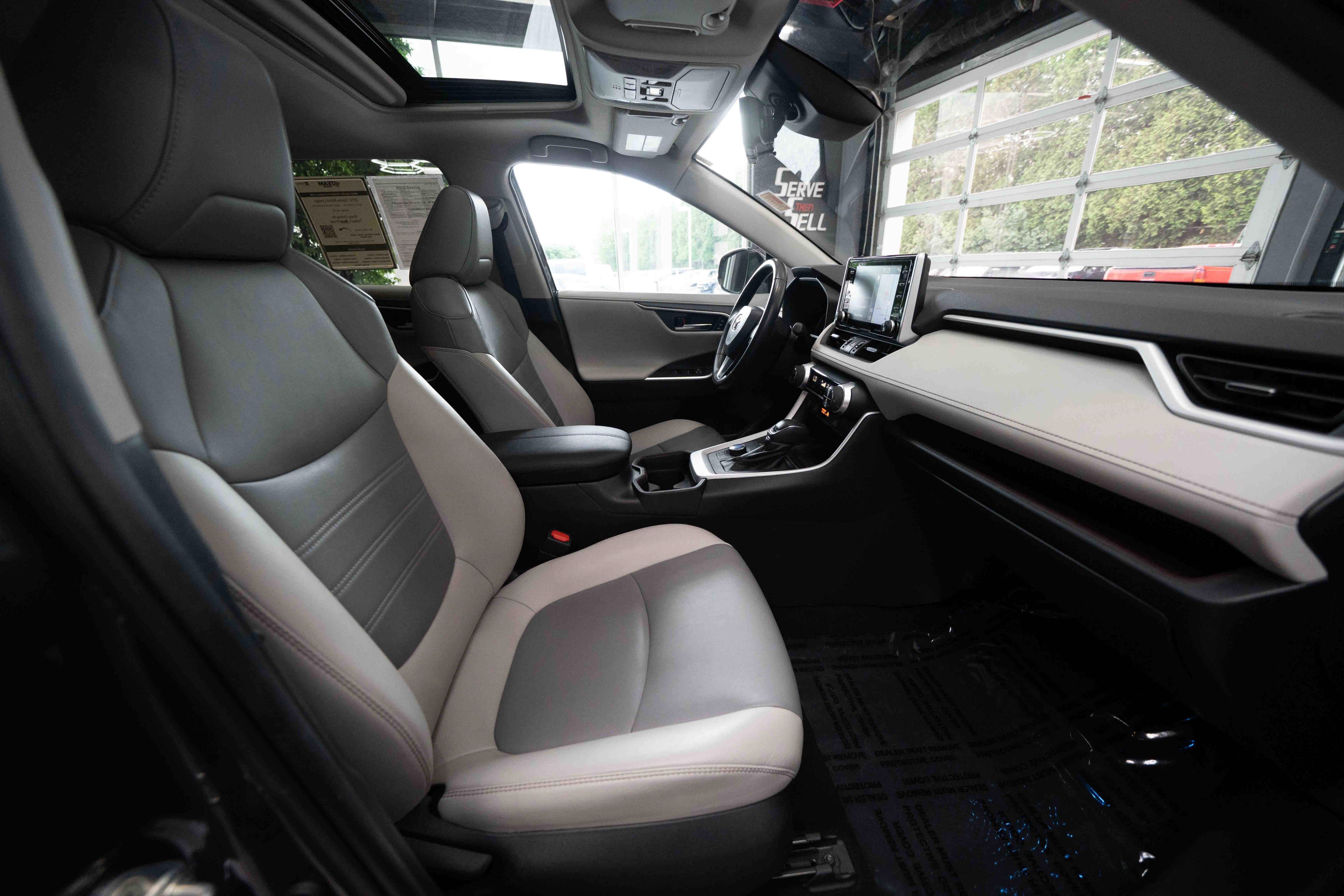 Used 2019 Toyota RAV4 Limited w/ All Weather Liner Package AWD/4WD image 27