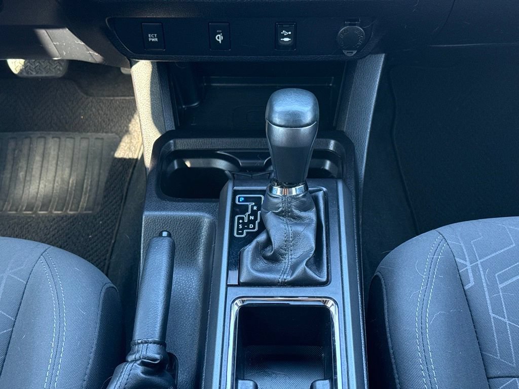 Used 2016 Toyota Tacoma TRD Sport w/ Towing Package RWD image 26