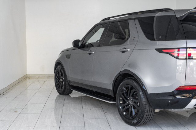 Used 2020 Land Rover Discovery Landmark AWD/4WD image 65