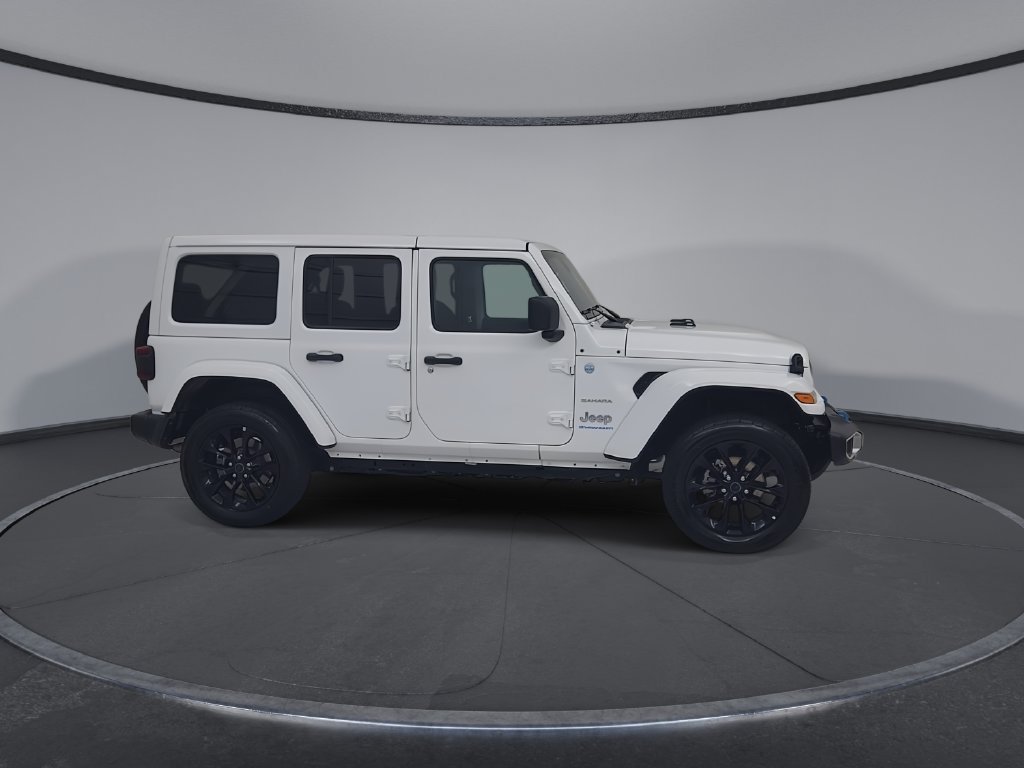 Certified 2024 Jeep Wrangler Unlimited Sahara AWD/4WD image 18