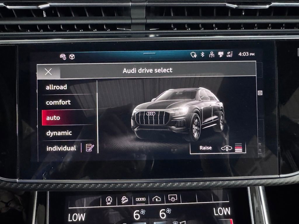 Used 2024 Audi SQ8 Premium Plus AWD/4WD image 37