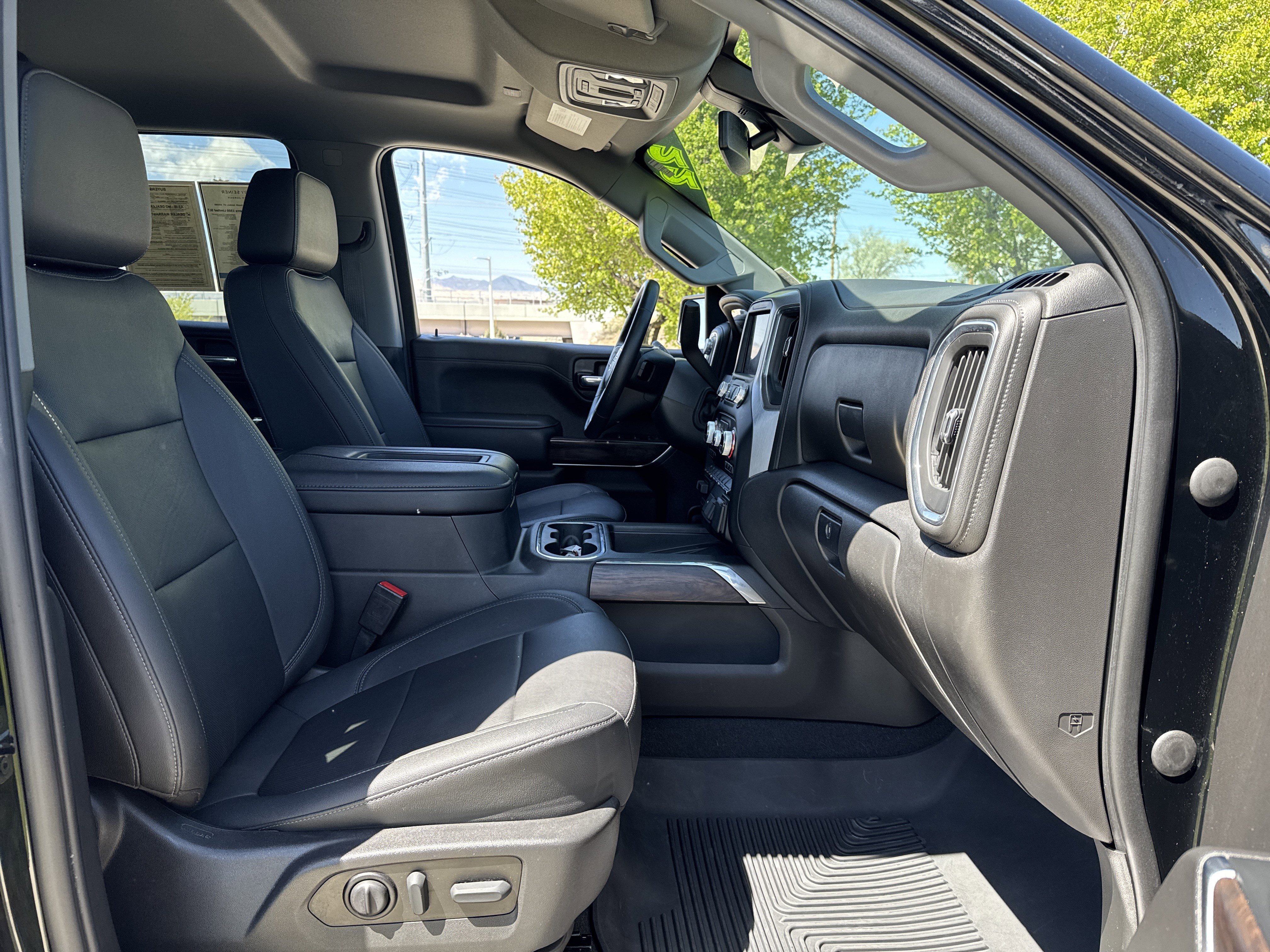 Used 2022 GMC Sierra 1500 SLT AWD/4WD image 20