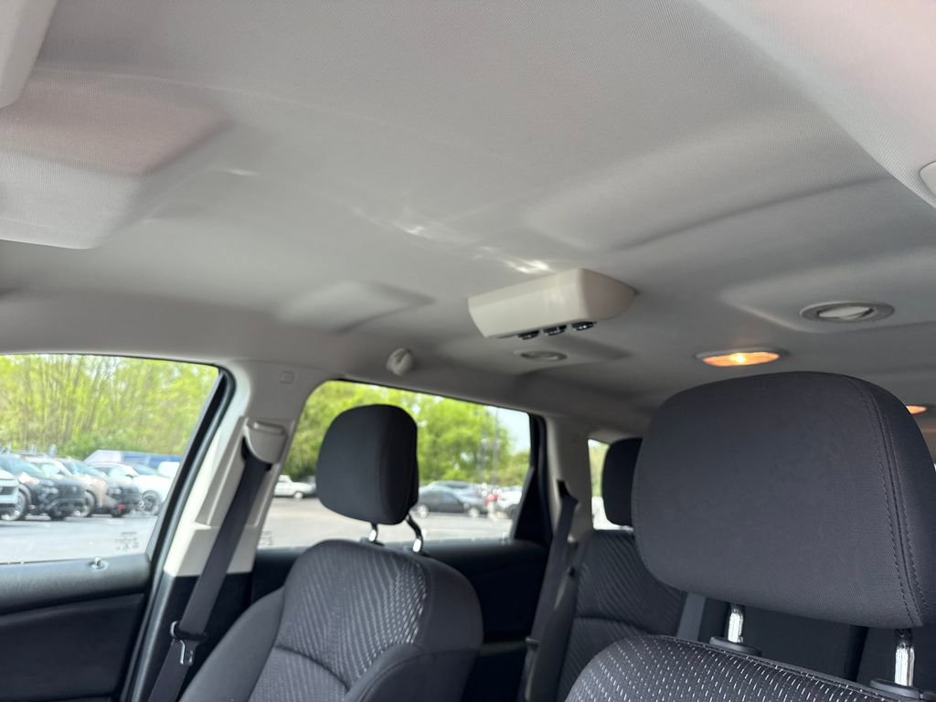 Used 2017 Dodge Journey SE w/ Flexible Seating Group image 21