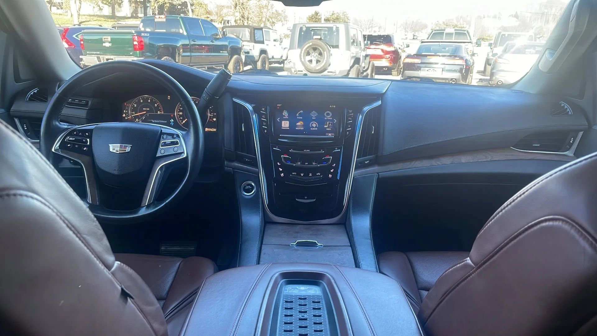 Used 2015 Cadillac Escalade ESV Premium image 35