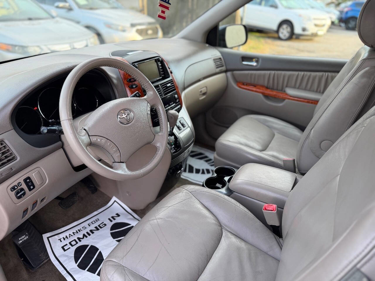 Used 2006 Toyota Sienna XLE Limited image 12