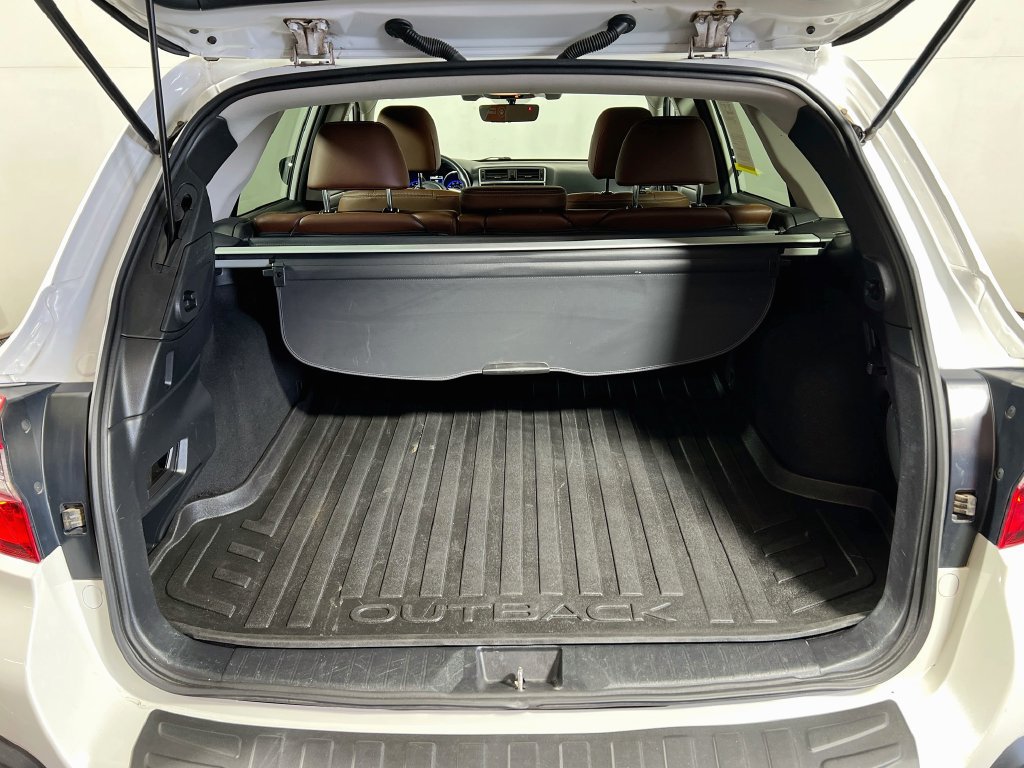 Used 2019 Subaru Outback 2.5i Touring AWD/4WD image 24