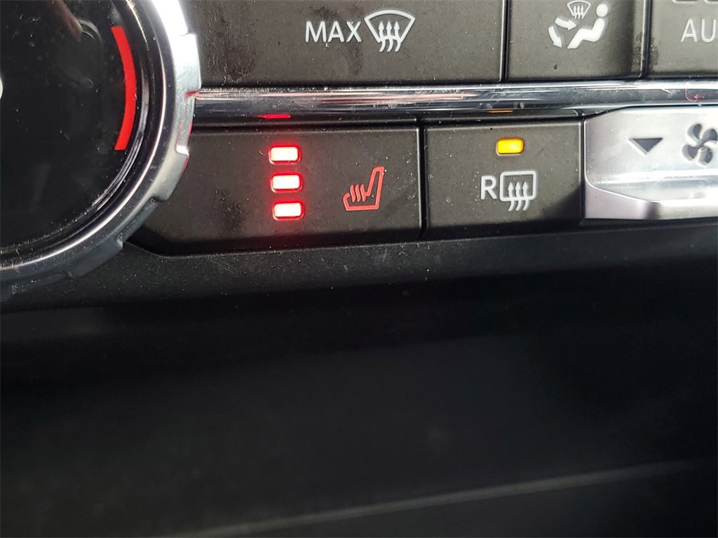 Used 2025 Ford F150 XLT w/ Equipment Group 302A MID image 24