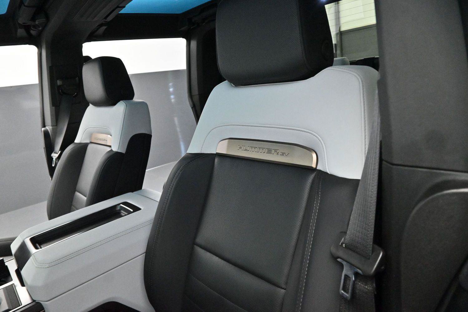 Used 2024 GMC Hummer EV 3X AWD/4WD image 17