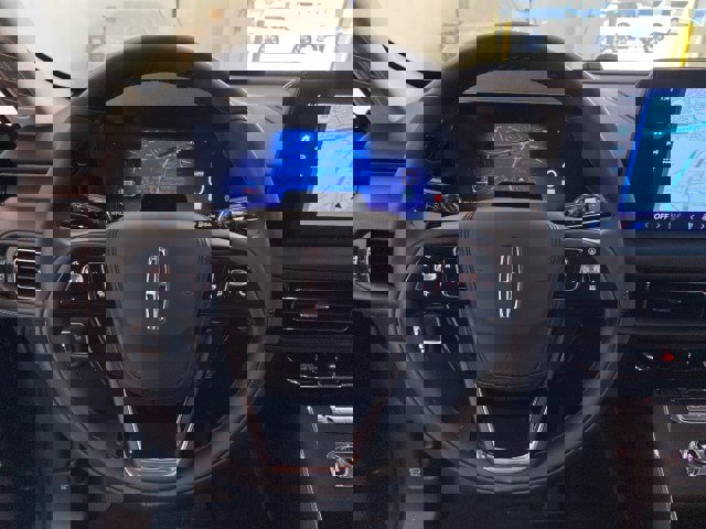 New 2025 Lincoln Aviator Reserve w/ Equipment Group 201A image 19