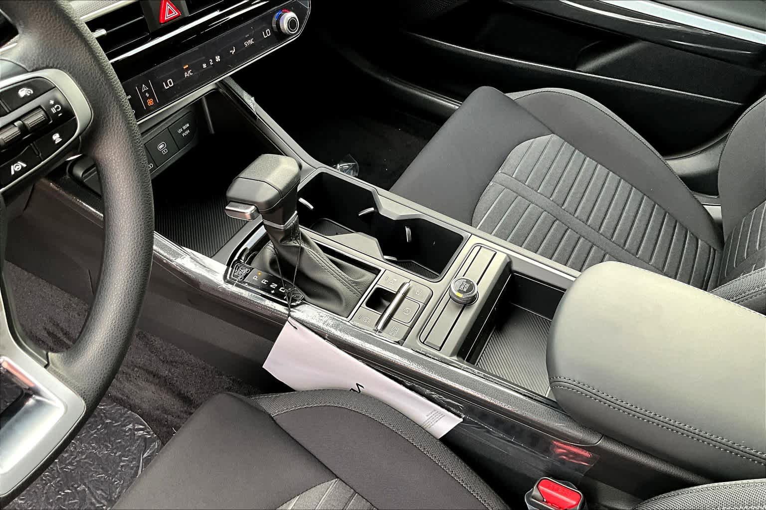 Used 2025 Kia K5 LXS FWD image 7