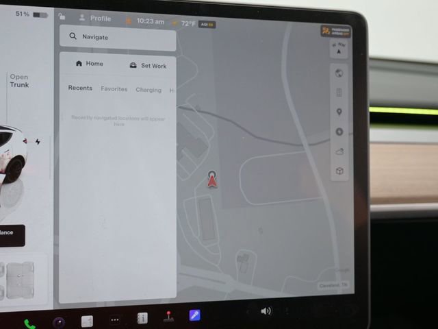 Used 2024 Tesla Model Y Performance image 20