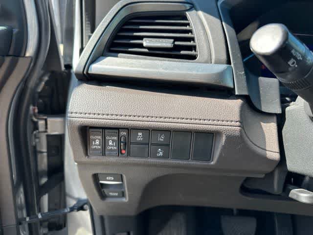 Used 2019 Honda Odyssey EX image 12