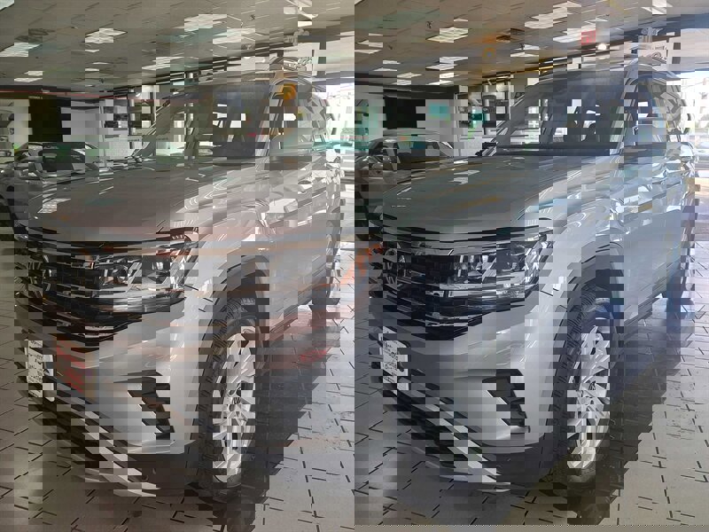 Used 2021 Volkswagen Atlas SE image 1