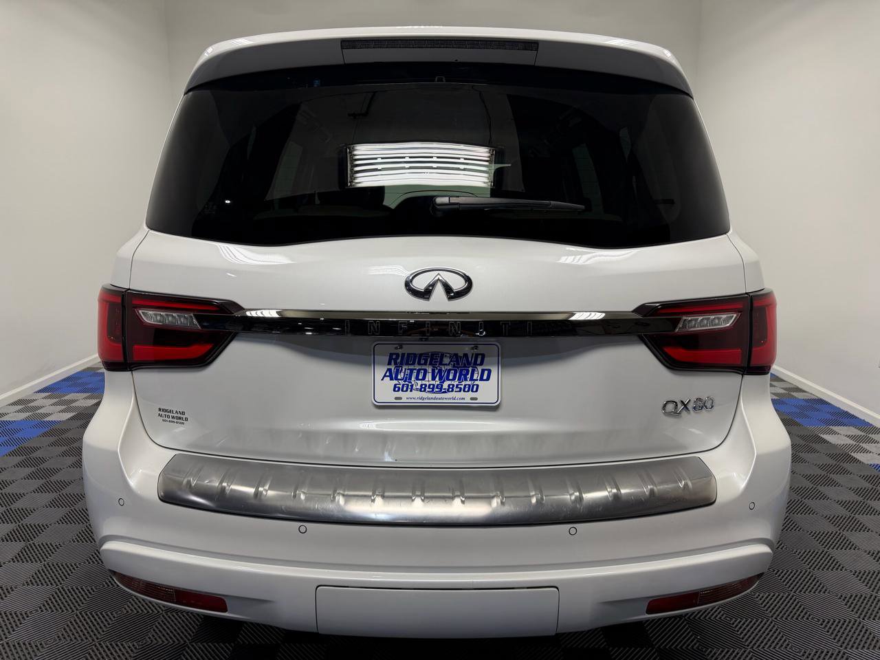 Used 2021 INFINITI QX80 Premium Select w/ Cargo Package RWD image 12