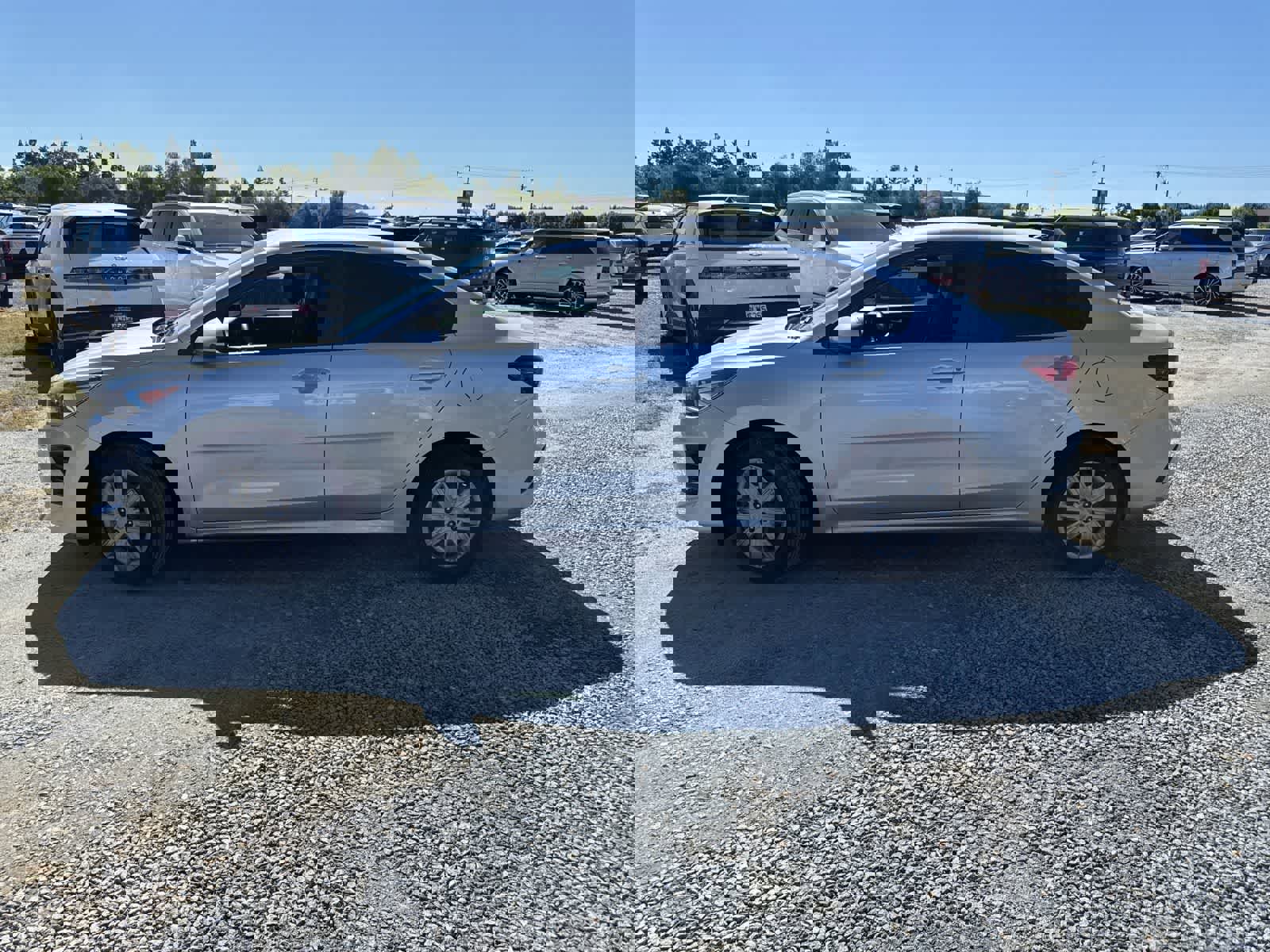 Used 2022 Kia Rio LX image 7