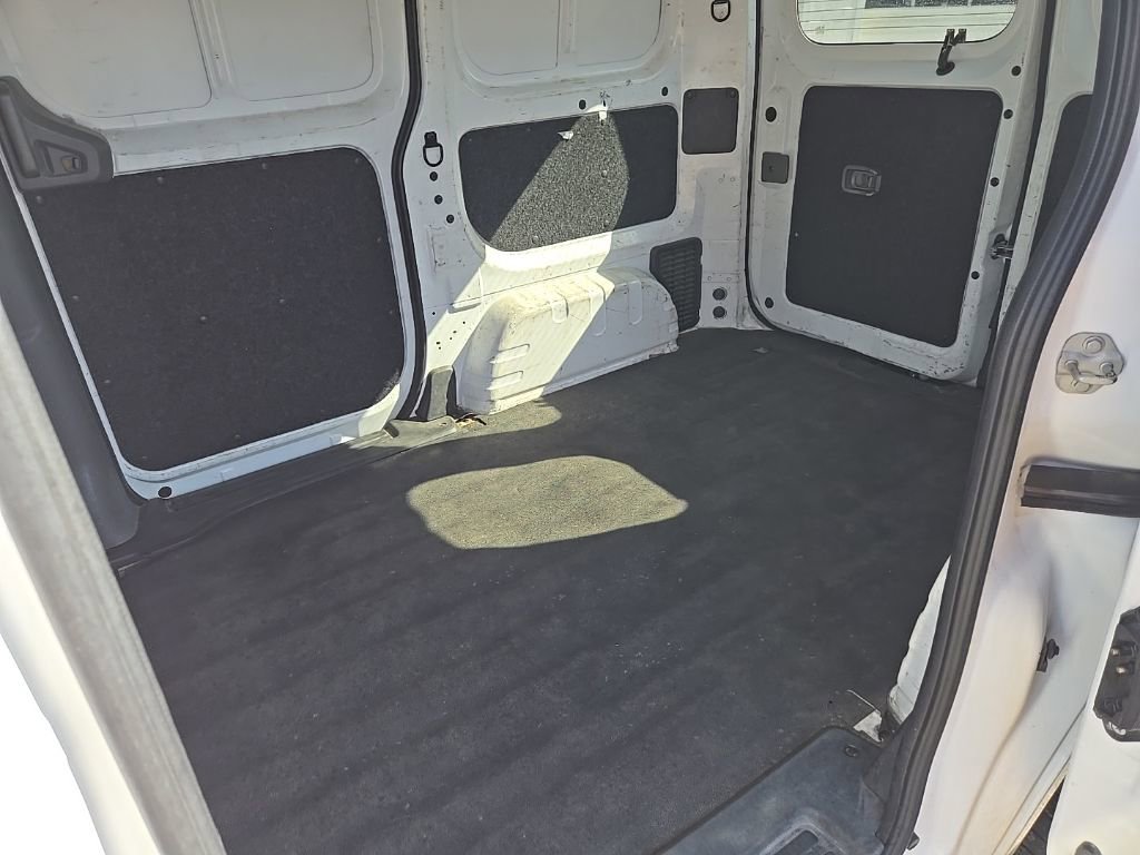 Used 2021 Nissan NV200 S w/ Back Door Glass Package image 22