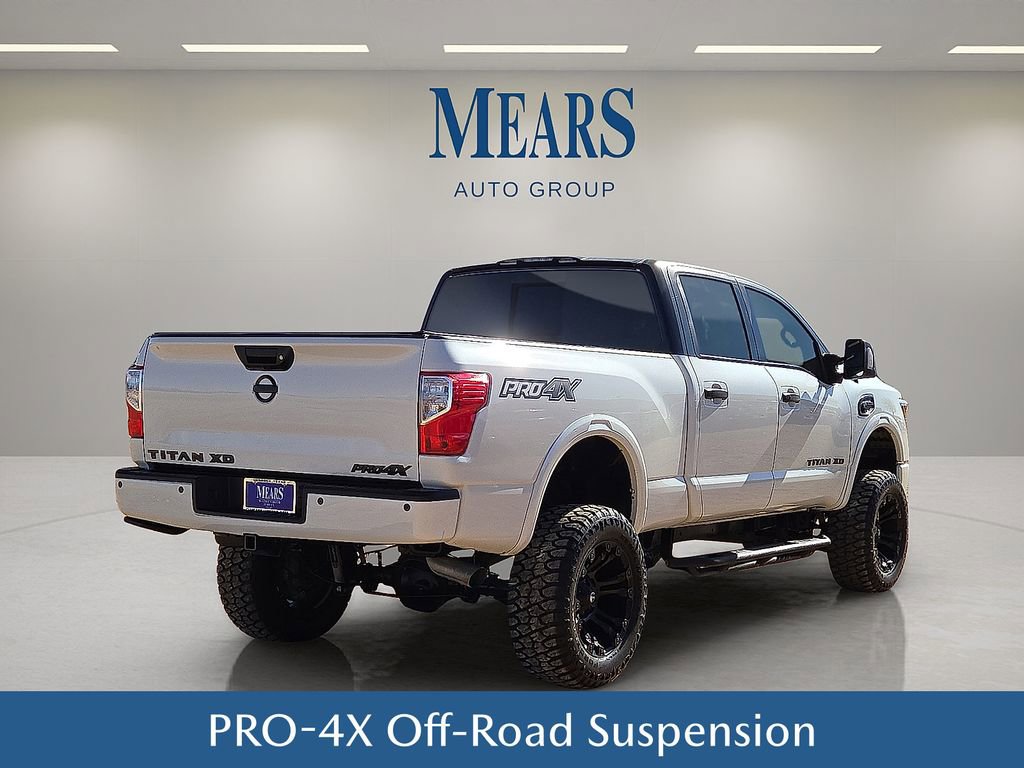 Used 2019 Nissan Titan PRO-4X w/ Pro-4x Convenience Package image 6