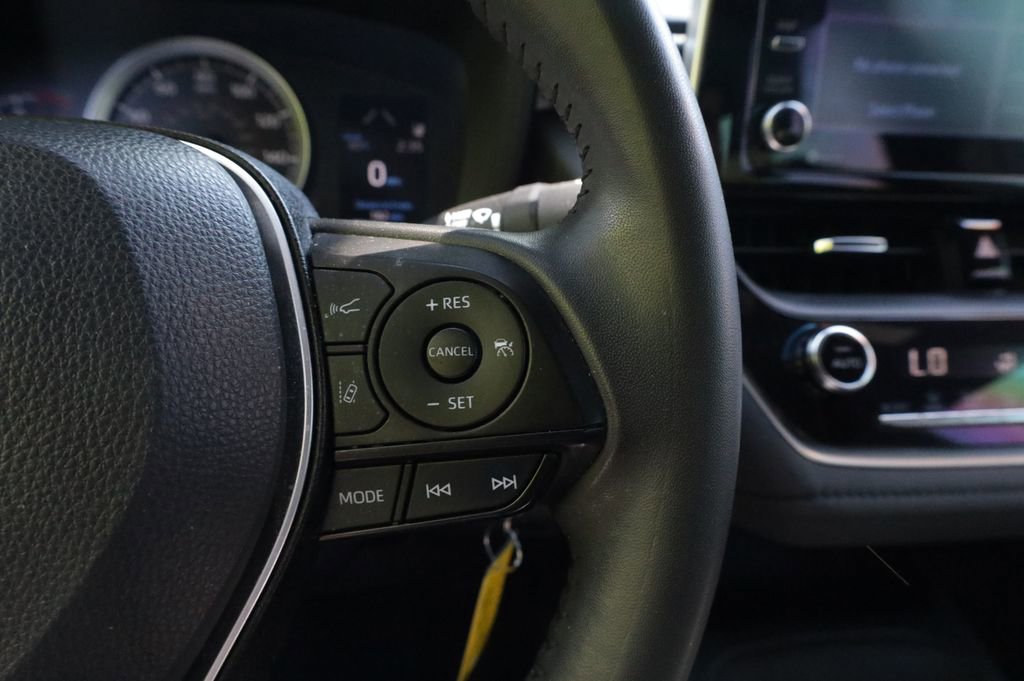 Used 2021 Toyota Corolla SE image 17