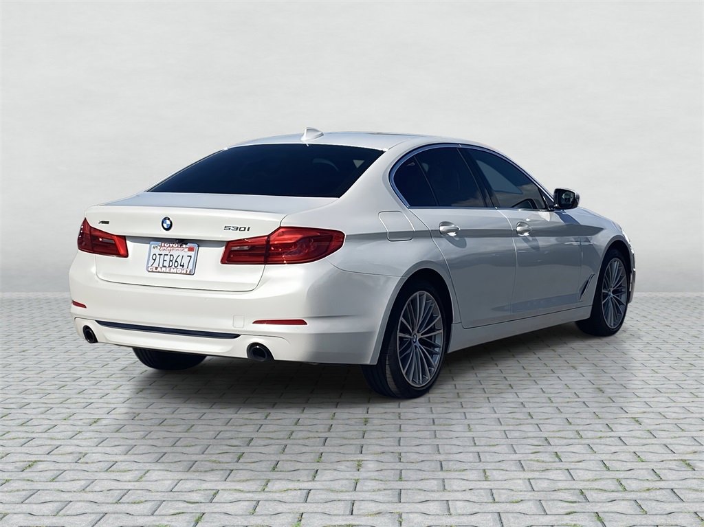 Used 2020 BMW 530i xDrive w/ Premium Package image 6