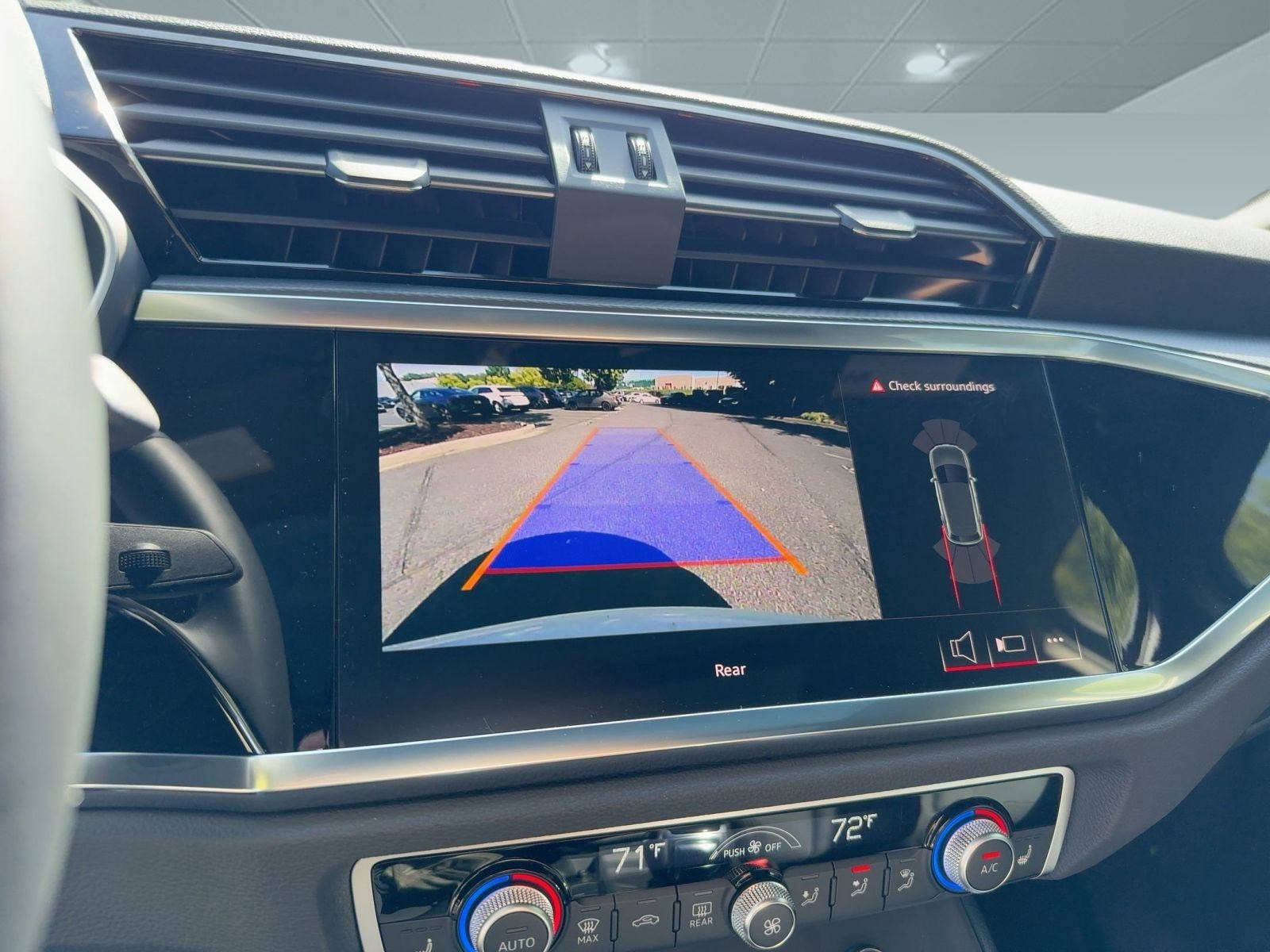 New 2025 Audi Q3 2.0T Premium image 25