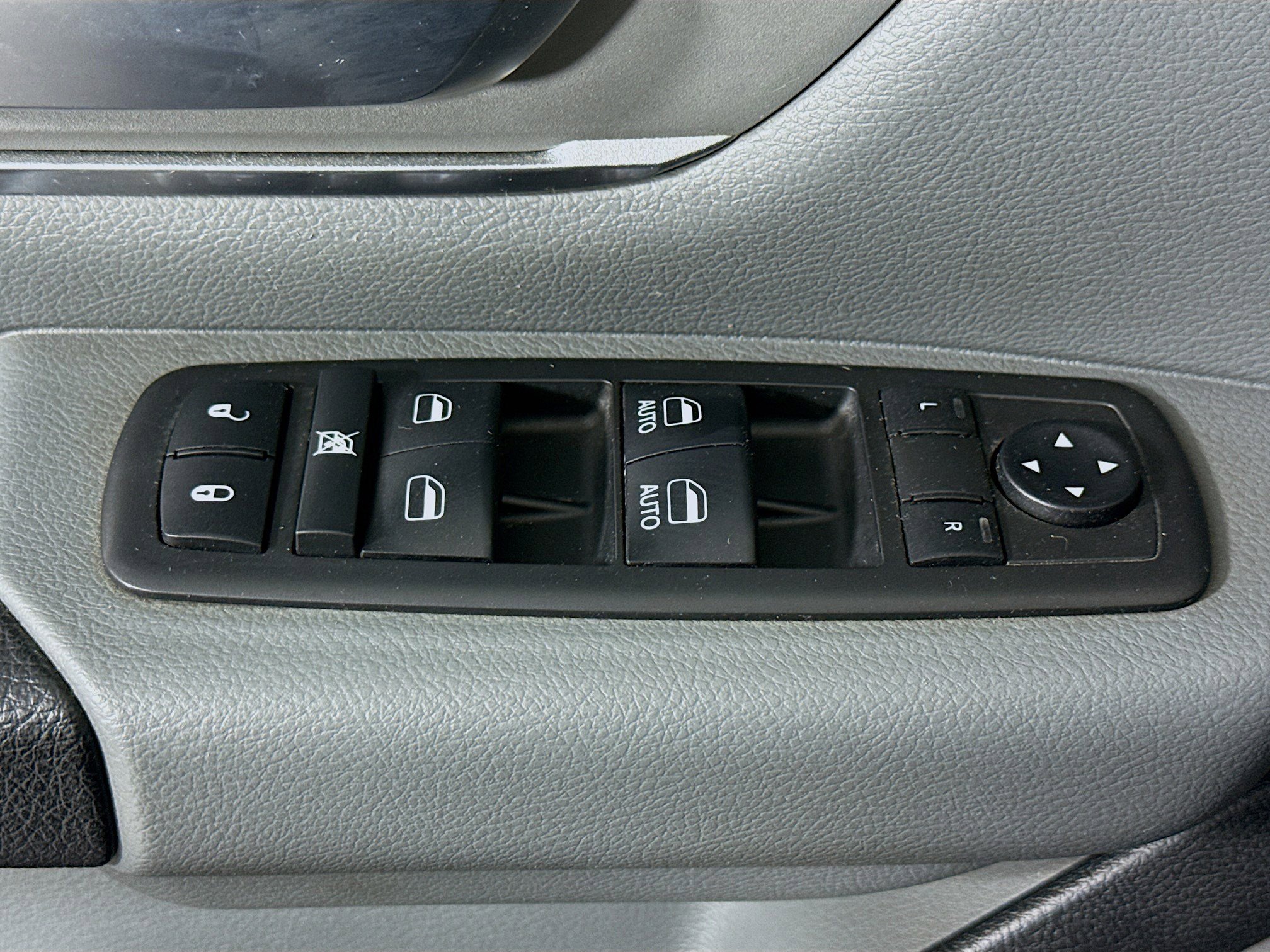 Used 2019 RAM 1500 Big Horn RWD image 24