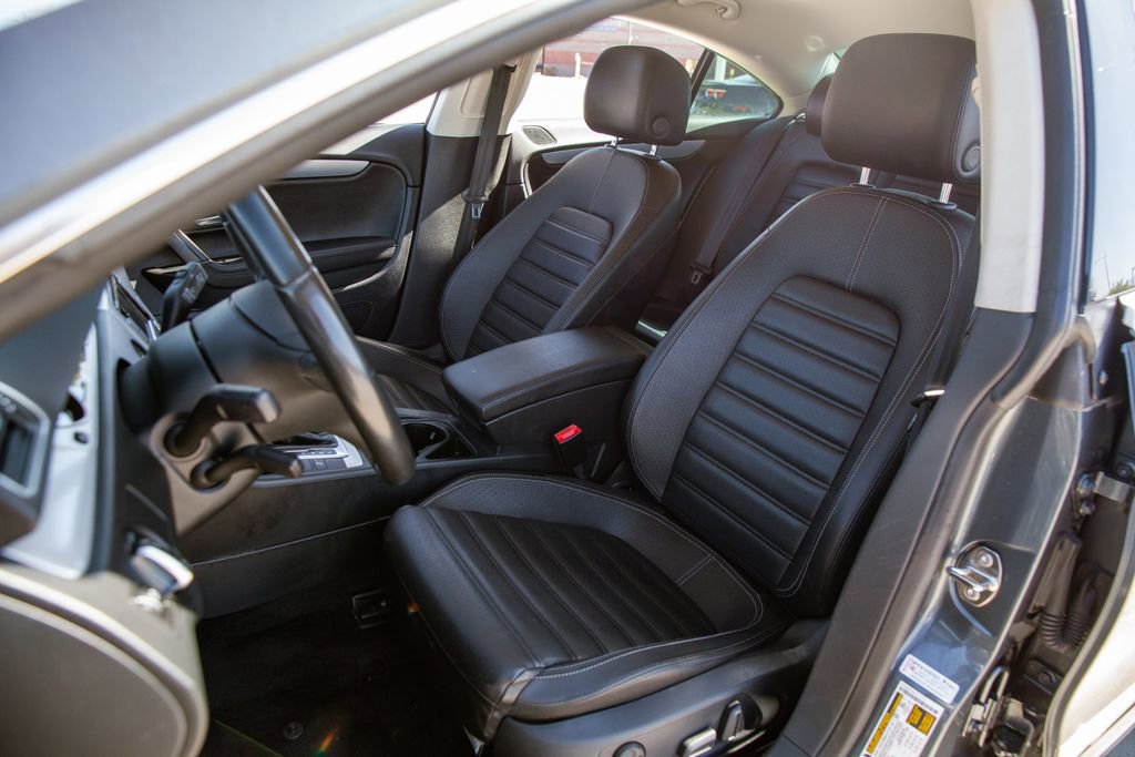 Used 2014 Volkswagen CC R-Line FWD image 13