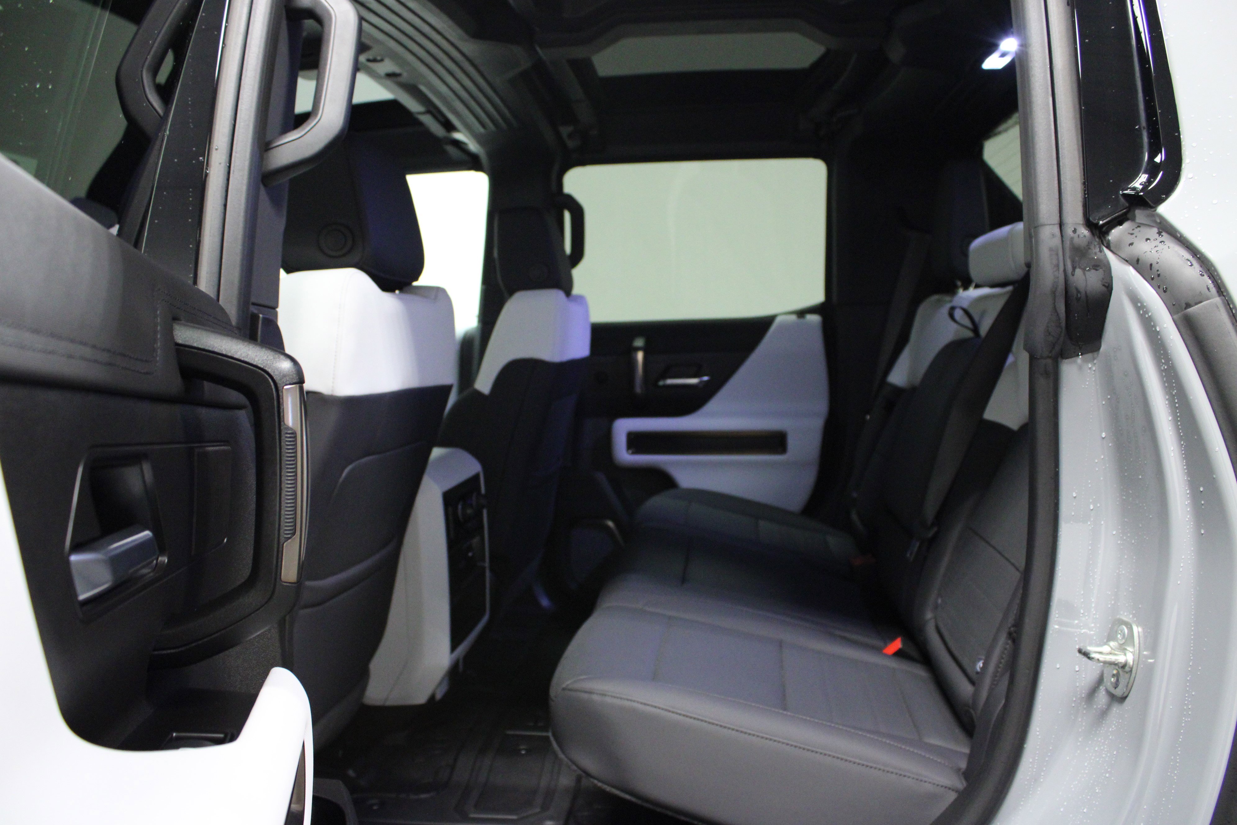 Used 2025 GMC Hummer EV 3X image 13