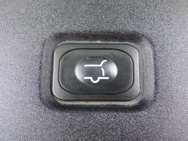 Used 2025 Ford Expedition King Ranch AWD/4WD image 16