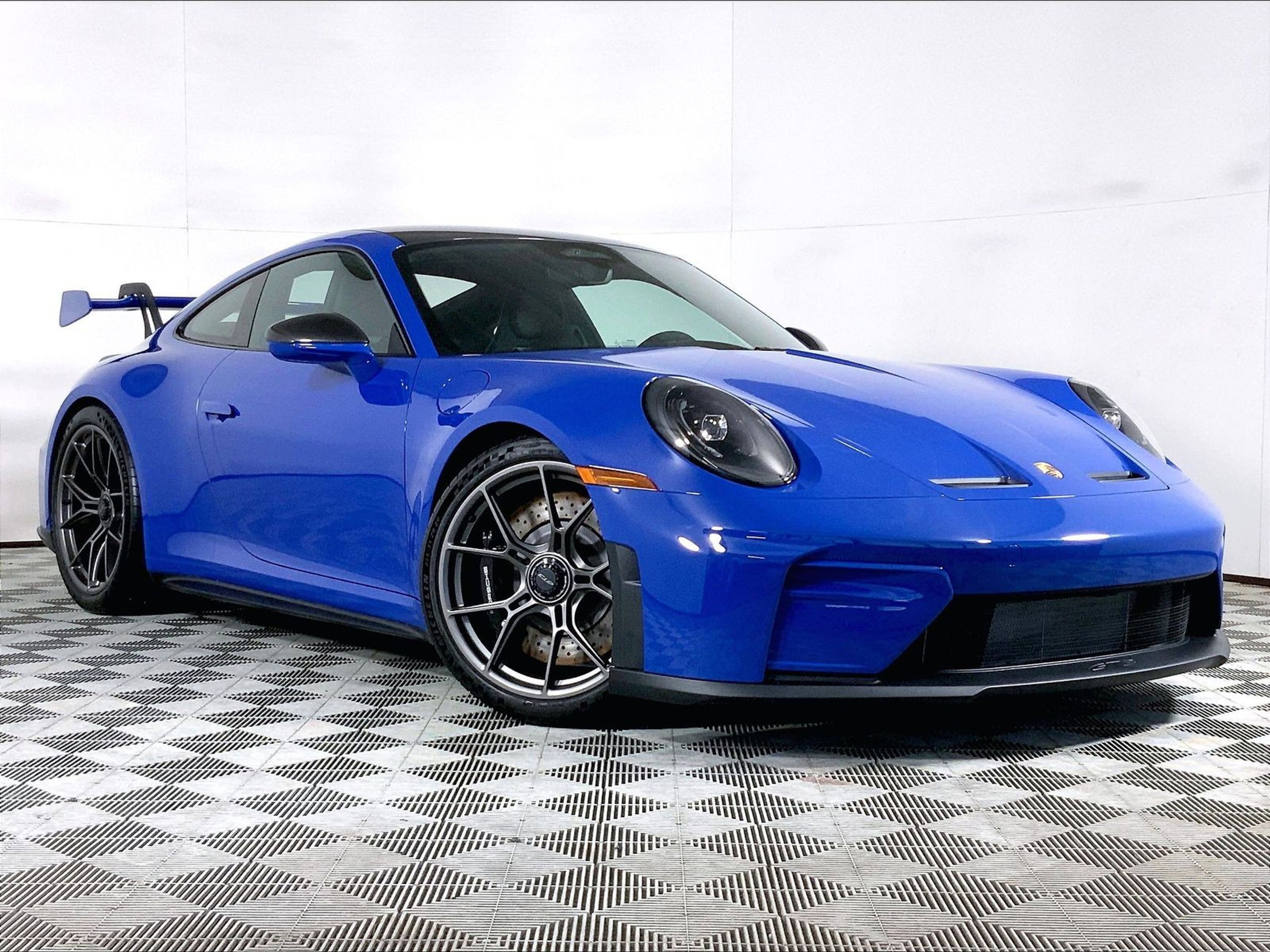 Used 2026 Porsche 911 GT3 RWD image 7