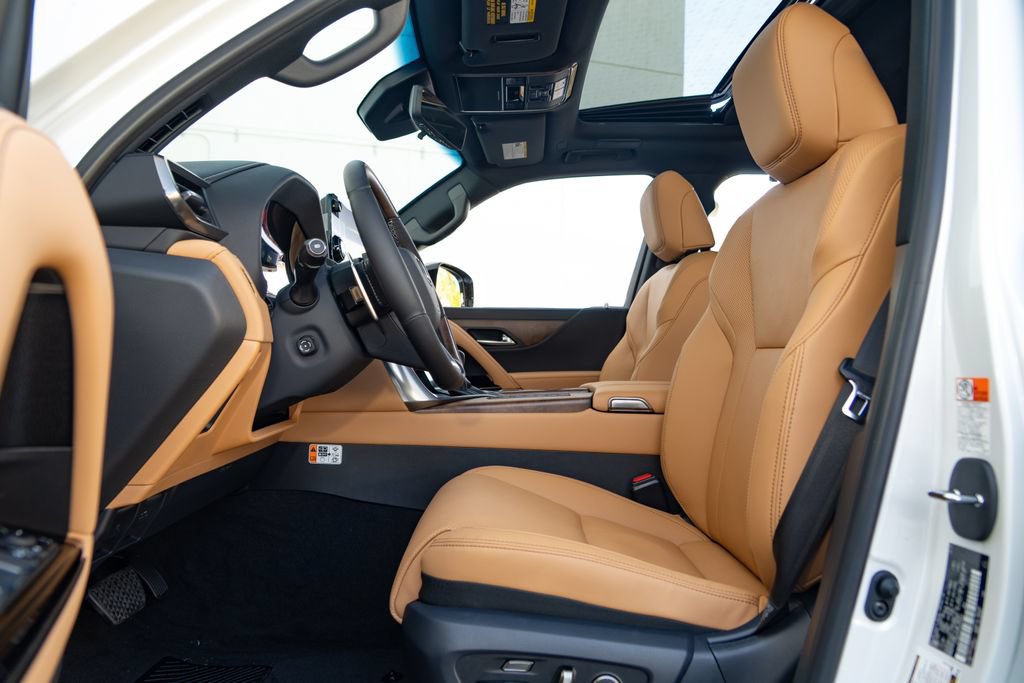 New 2026 Lexus LX 600 4WD w/ Luxury Package image 15