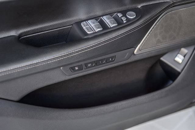 Used 2022 BMW 740i w/ M Sport Package RWD image 50