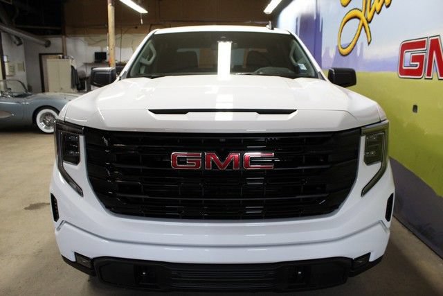 New 2026 GMC Sierra 1500 Elevation AWD/4WD image 2