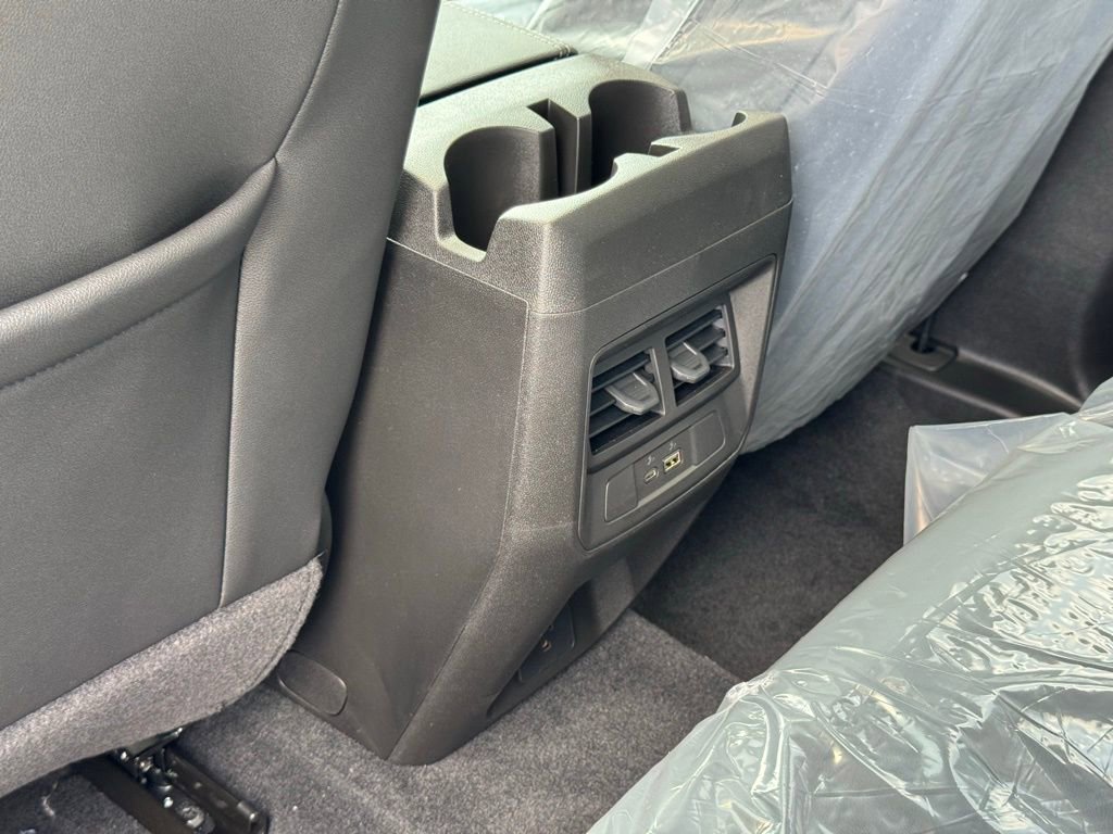 New 2026 GMC Canyon Elevation w/ Convenience Package image 22