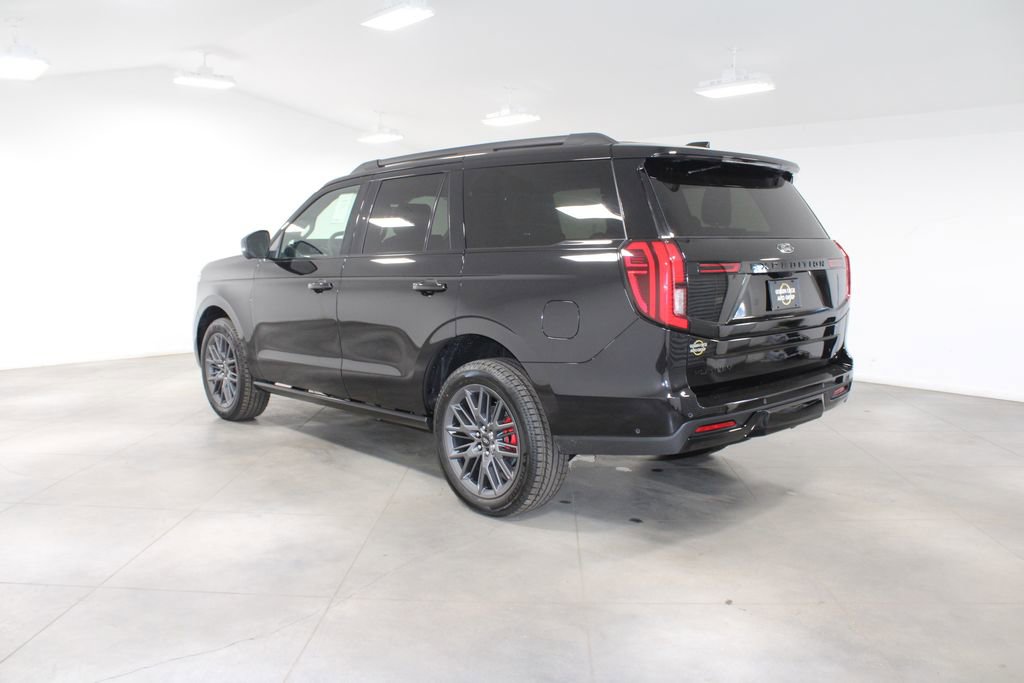 New 2025 Ford Expedition Platinum w/ Stealth Performance Package image 6
