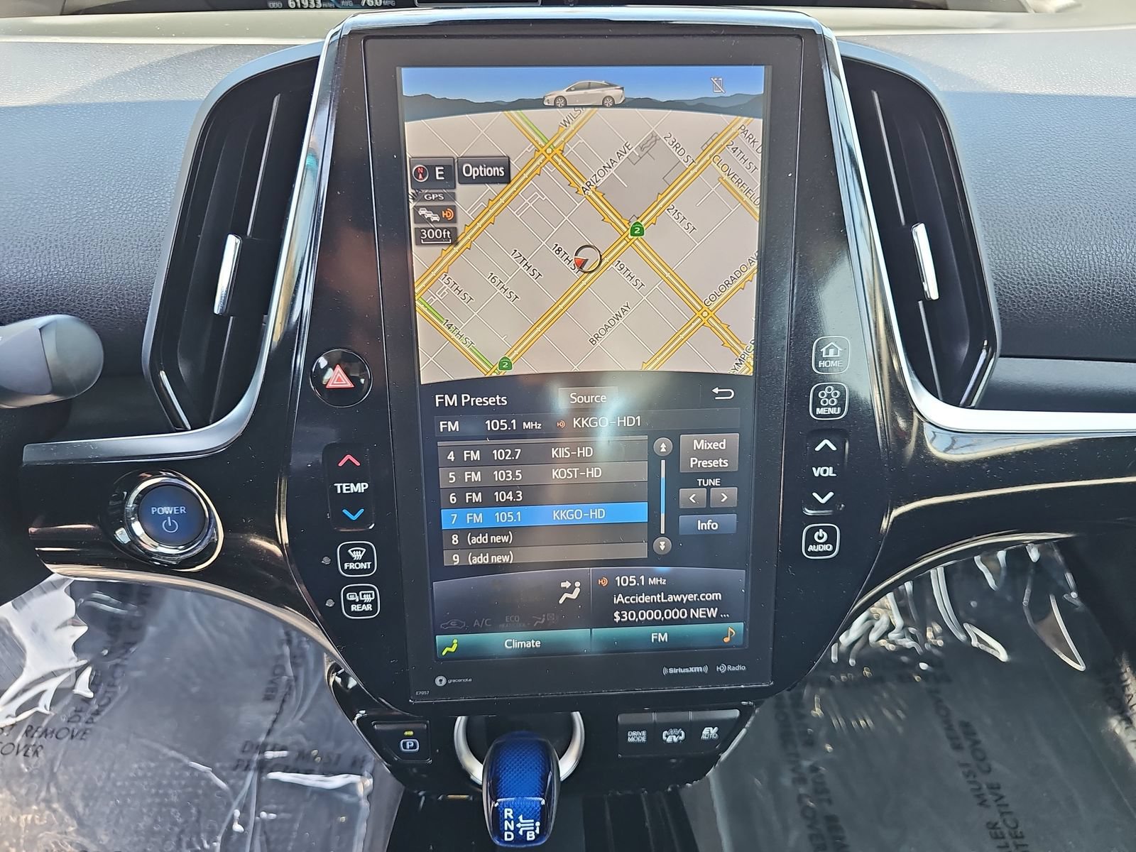Used 2020 Toyota Prius Prime XLE FWD image 19