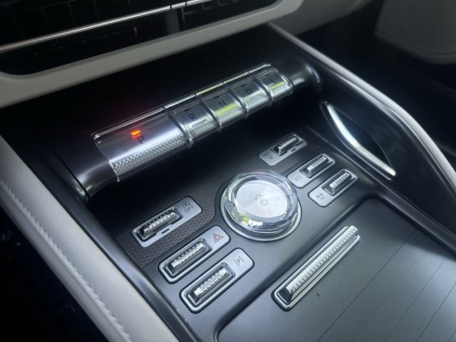 New 2026 Lincoln Nautilus Premier AWD/4WD image 20
