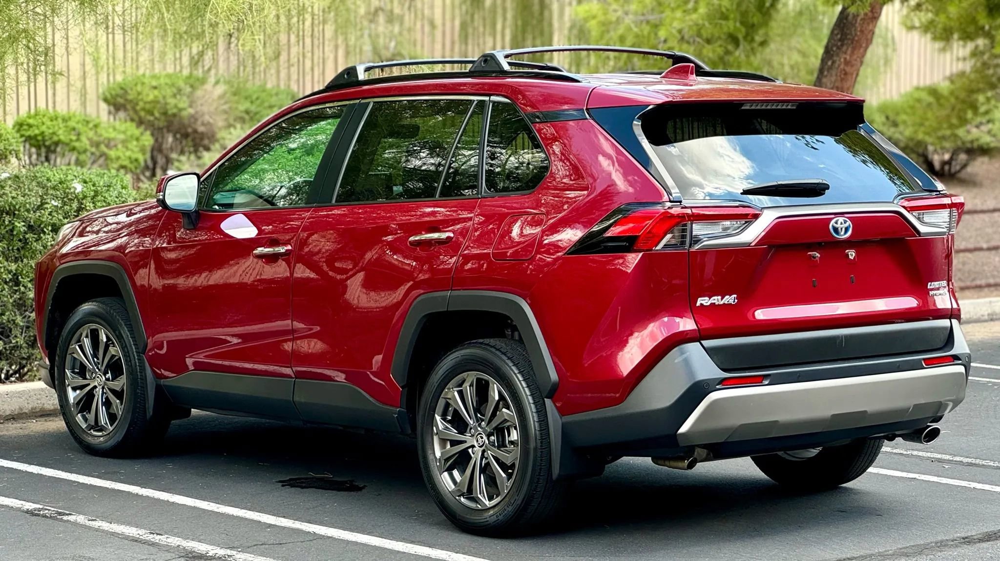 Used 2023 Toyota RAV4 Limited image 6