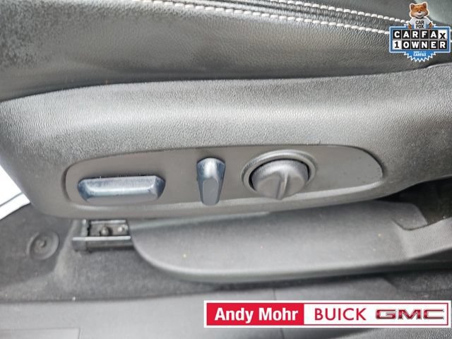 Used 2024 GMC Terrain SLT FWD image 34