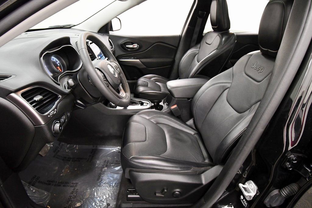 Used 2022 Jeep Cherokee Limited w/ Mopar Interior Package image 13