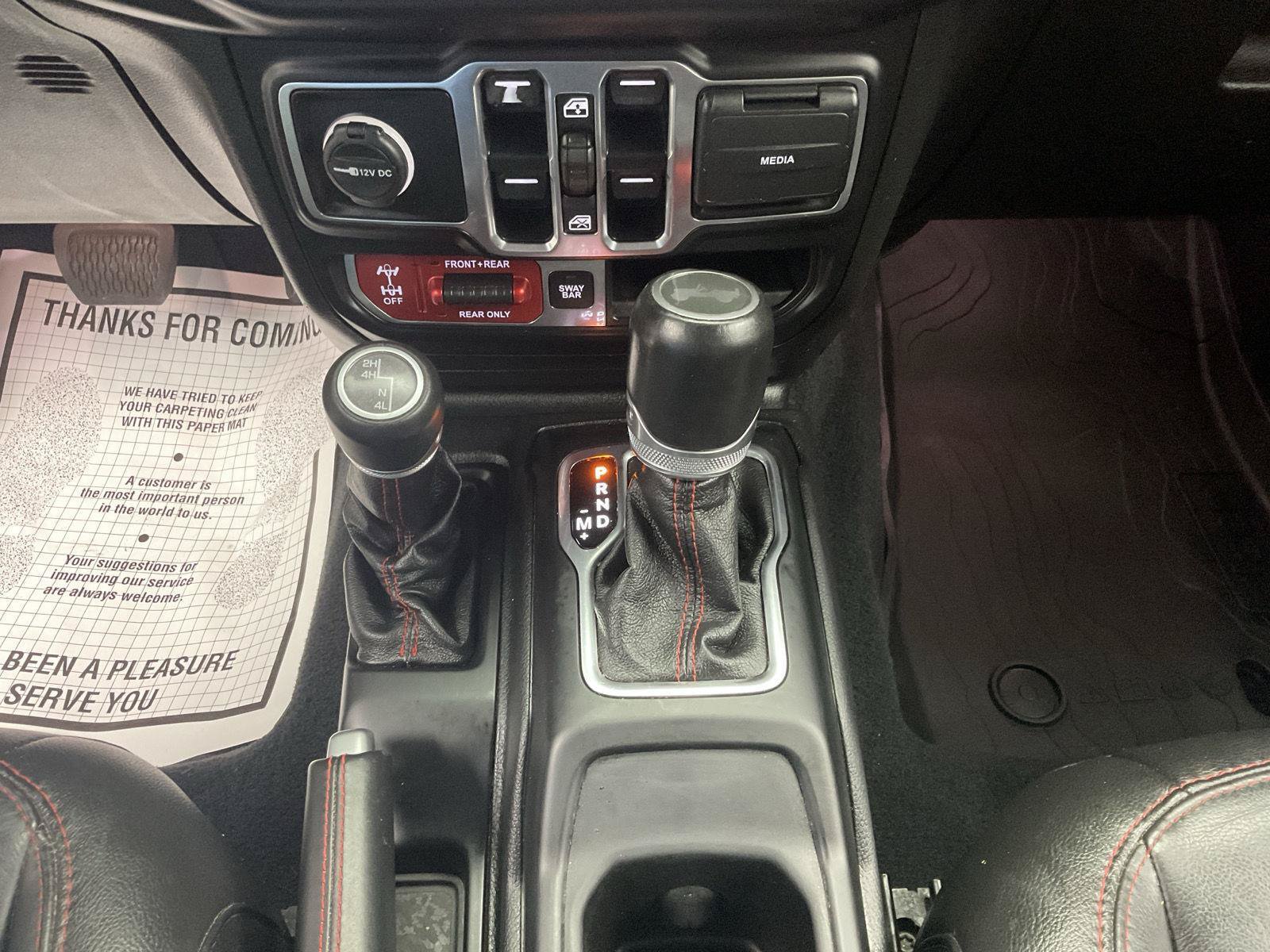 Used 2020 Jeep Wrangler Unlimited Rubicon AWD/4WD image 16