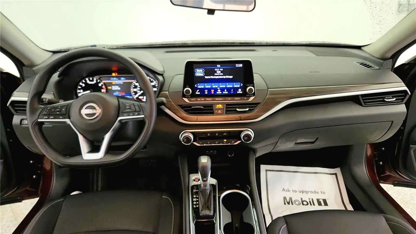 Used 2023 Nissan Altima 2.5 SV image 33