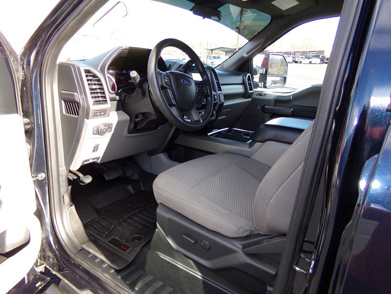 Used 2021 Ford F250 XLT w/ XLT Premium Package image 34