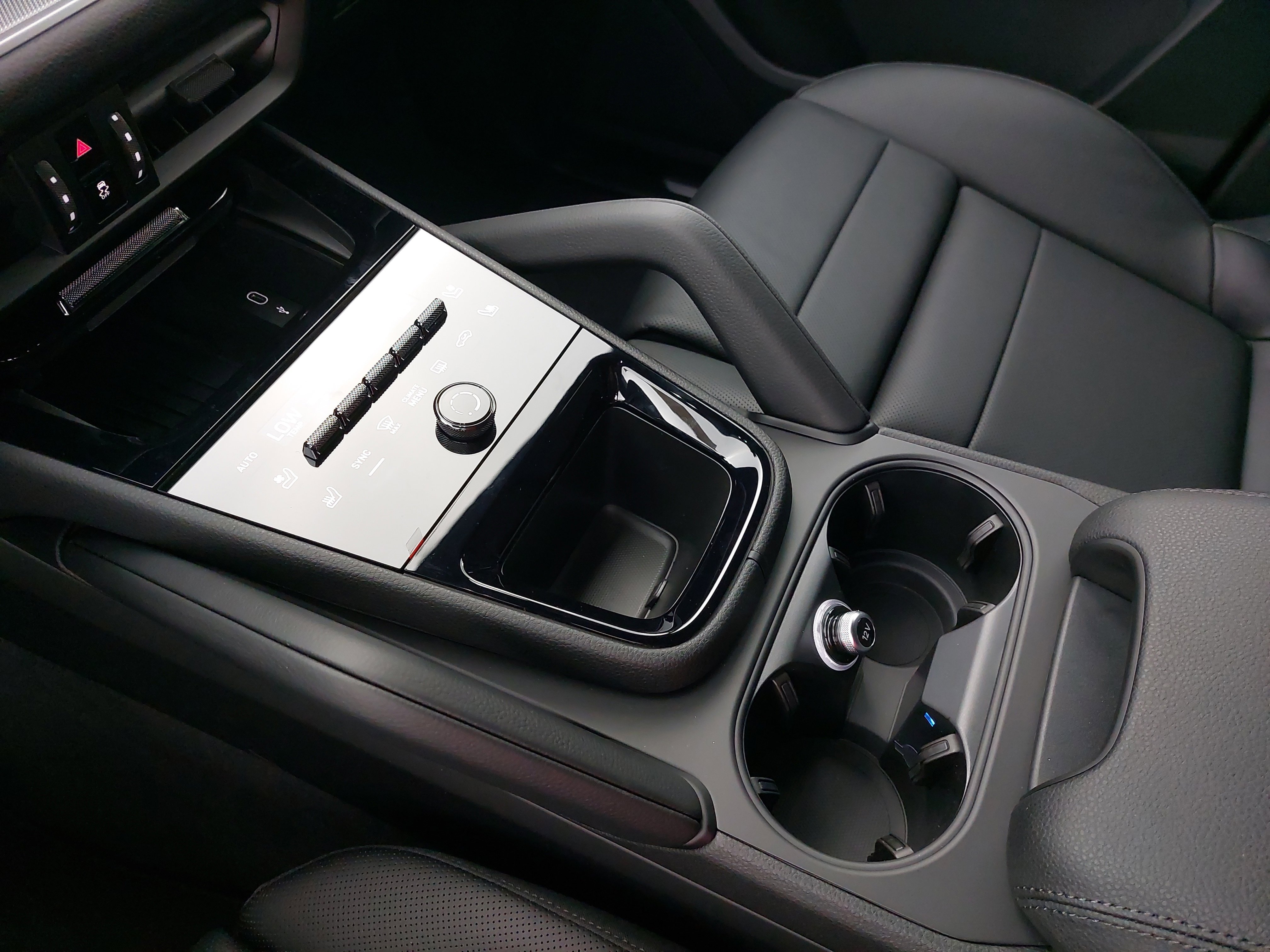 New 2026 Porsche Cayenne image 27