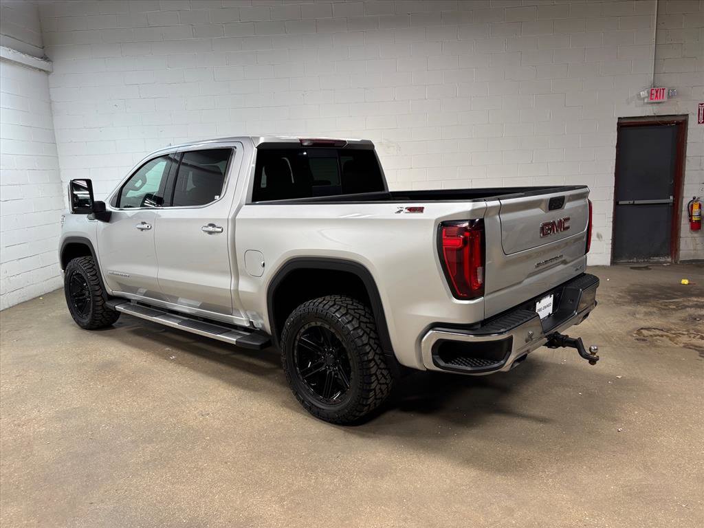 Used 2022 GMC Sierra 1500 SLT w/ SLT Premium Package image 10