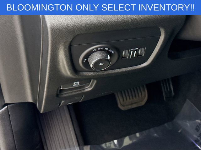 New 2025 Jeep Grand Cherokee L Overland w/ Trailer Tow Package image 10