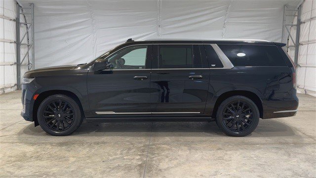 Certified 2022 Cadillac Escalade ESV Premium Luxury w/ Performance Package image 11