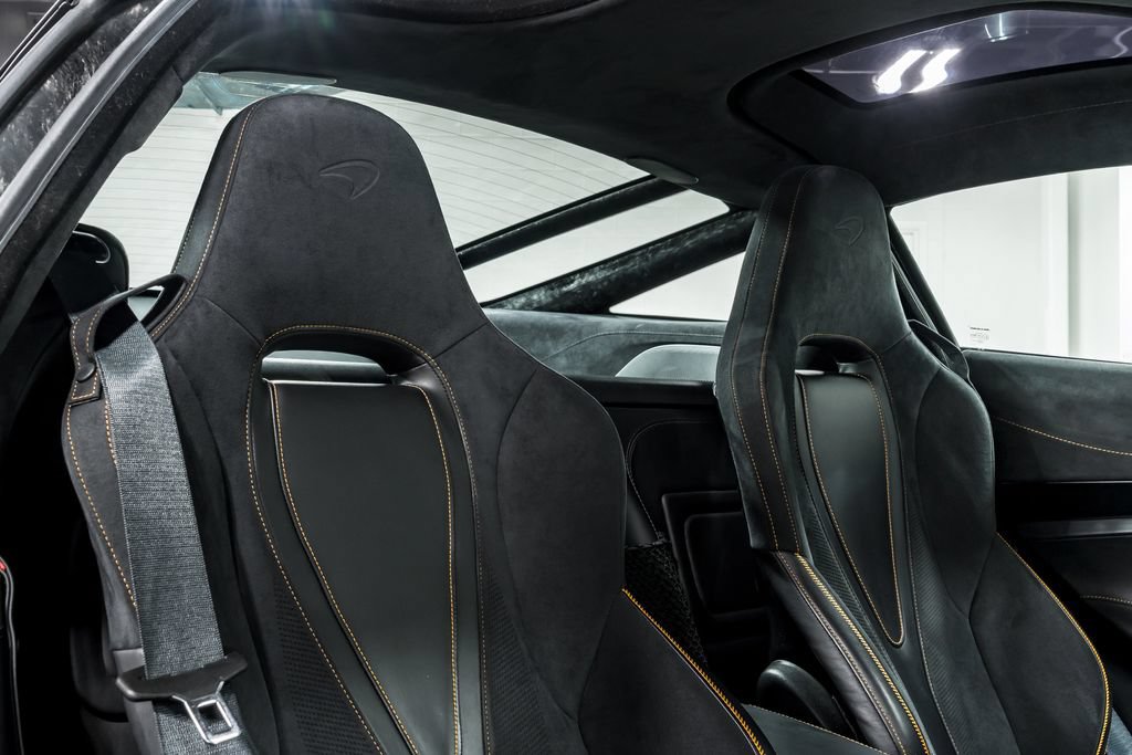 Used 2020 McLaren 720S Performance RWD image 31